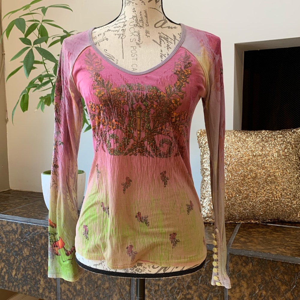 EUC Fabric Button Long Bell Sleeve Top